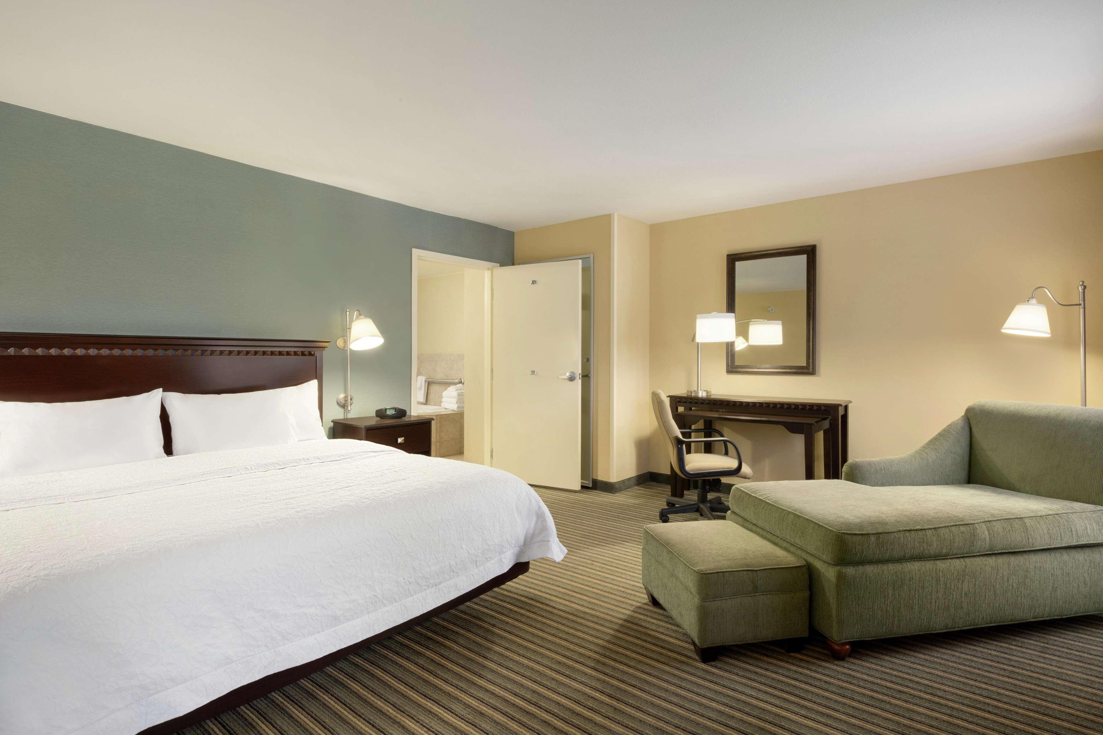 Hampton Inn & Suites Thousand Oaks Exterior foto
